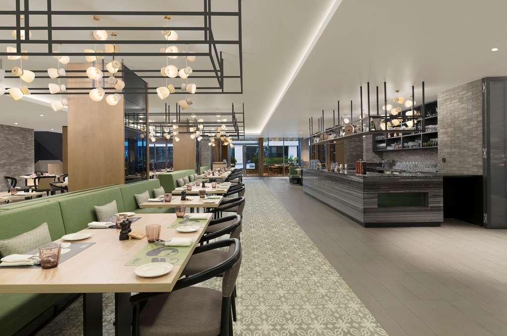 Hilton Garden Inn Bengaluru Embassy Manyata Business Park Restauracja zdjęcie