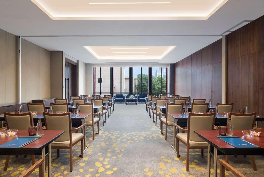 Hilton Garden Inn Bengaluru Embassy Manyata Business Park Udogodnienia zdjęcie