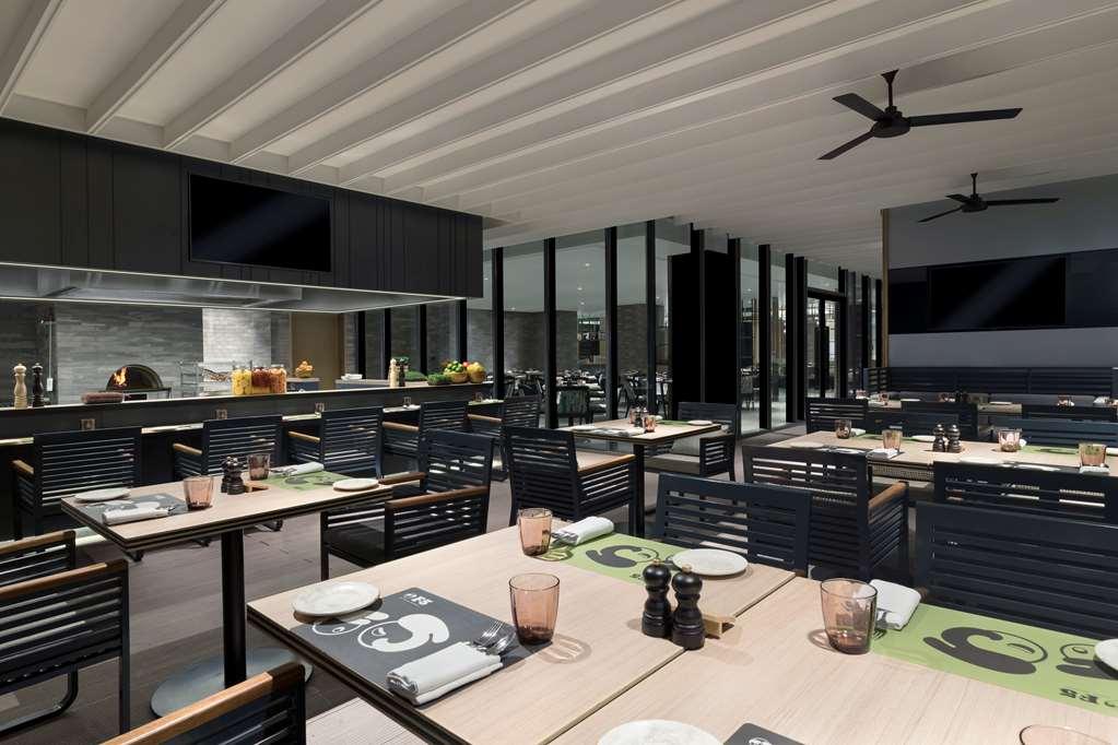 Hilton Garden Inn Bengaluru Embassy Manyata Business Park Restauracja zdjęcie