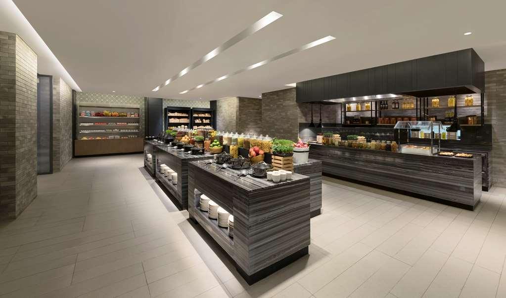Hilton Garden Inn Bengaluru Embassy Manyata Business Park Restauracja zdjęcie